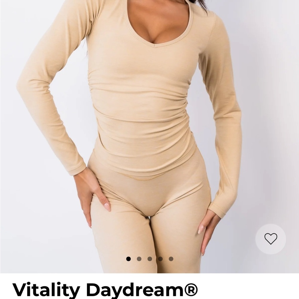 Vitality Daydream® Women's Long Sleeve Top - Tan